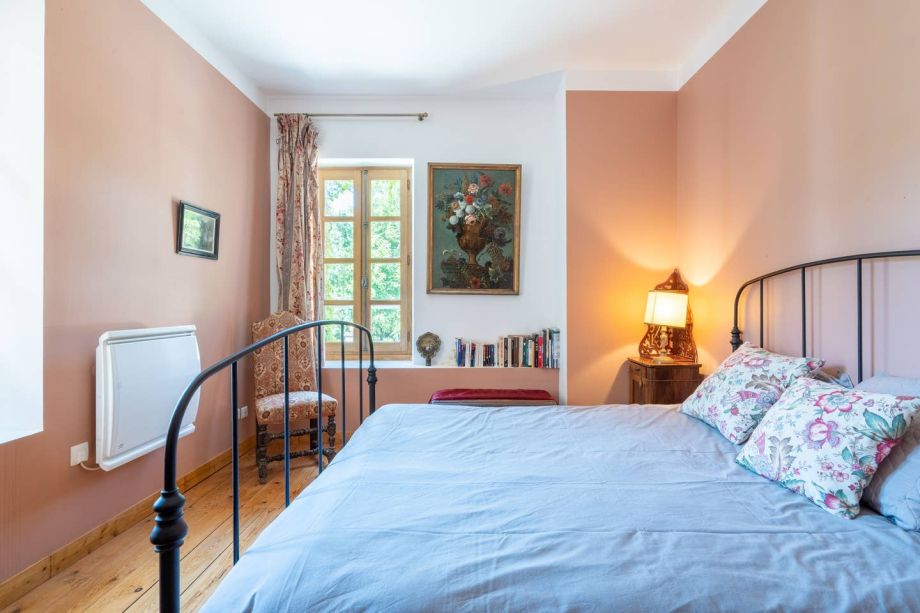 Chambre familiale avec un lit à deux places - Maison de Mailhol