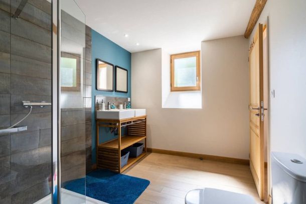 Salle de bain Rez-de-chaussée - Les Communs de Mailhol - Chateau de Mailhol